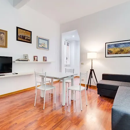 Borgo Vittorio Lovely House 公寓